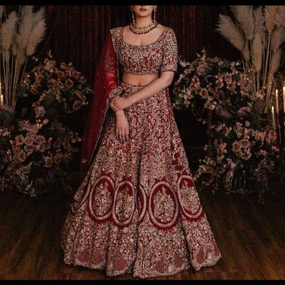 Zardozi Bridal Lehenga - Picture 1 of 4